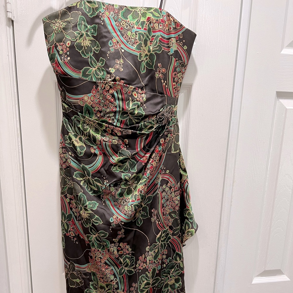 Kay Unger Size 6 Dress Strapless
